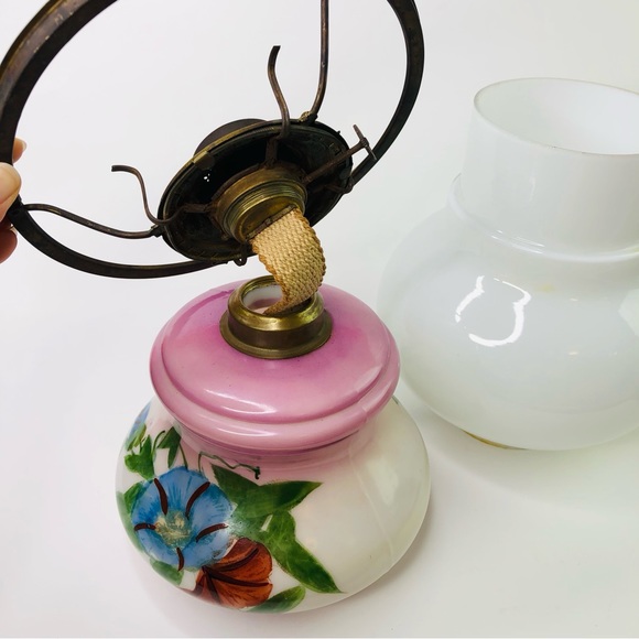 RARE Vintage EAGLE Kerosene Table Oil Lamp Daisy Floral Hand painted Porcelain - Picture 15 of 16